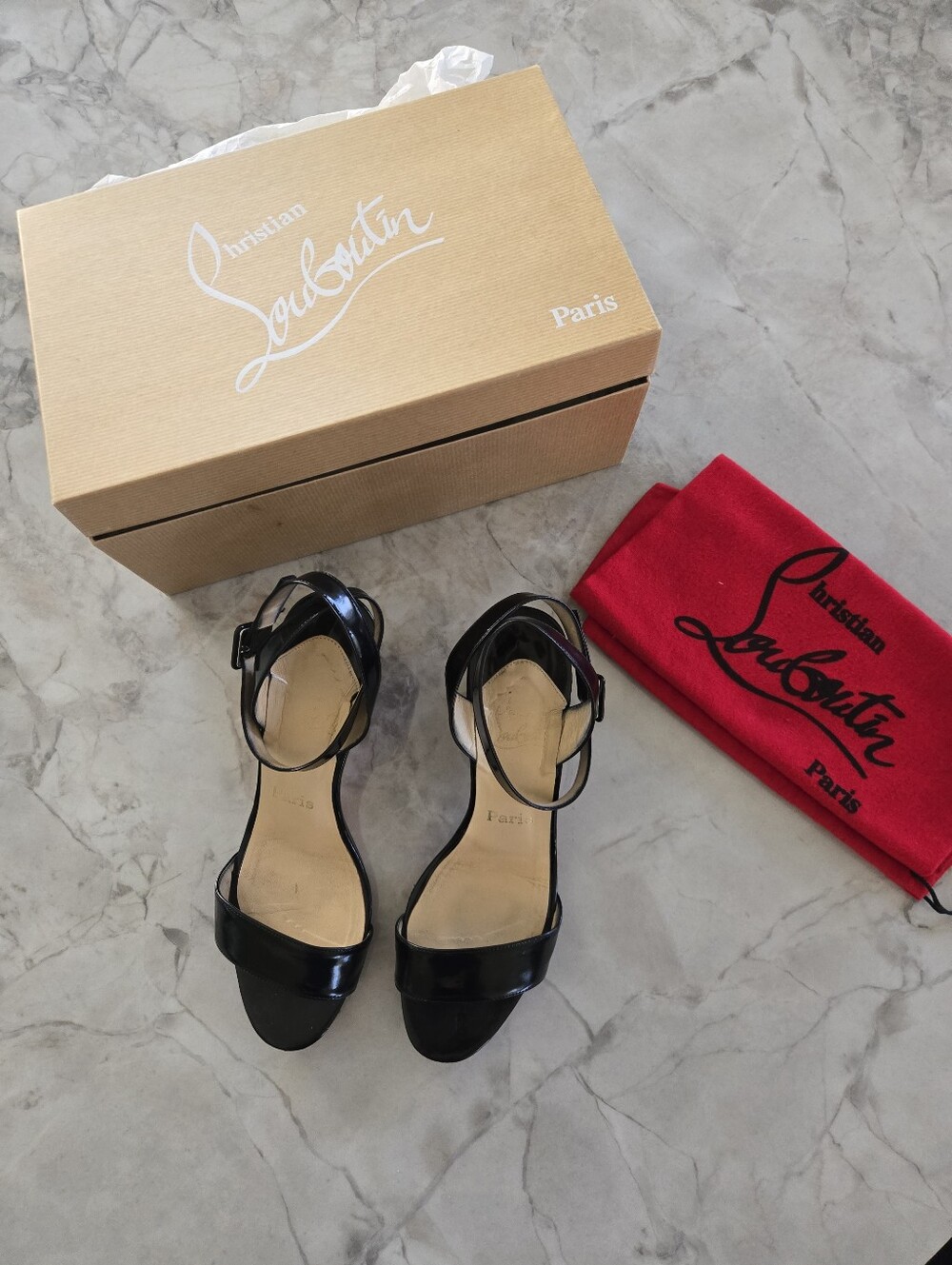 { Christian Louboutin } Jordi Heel - Picture 9 of 14